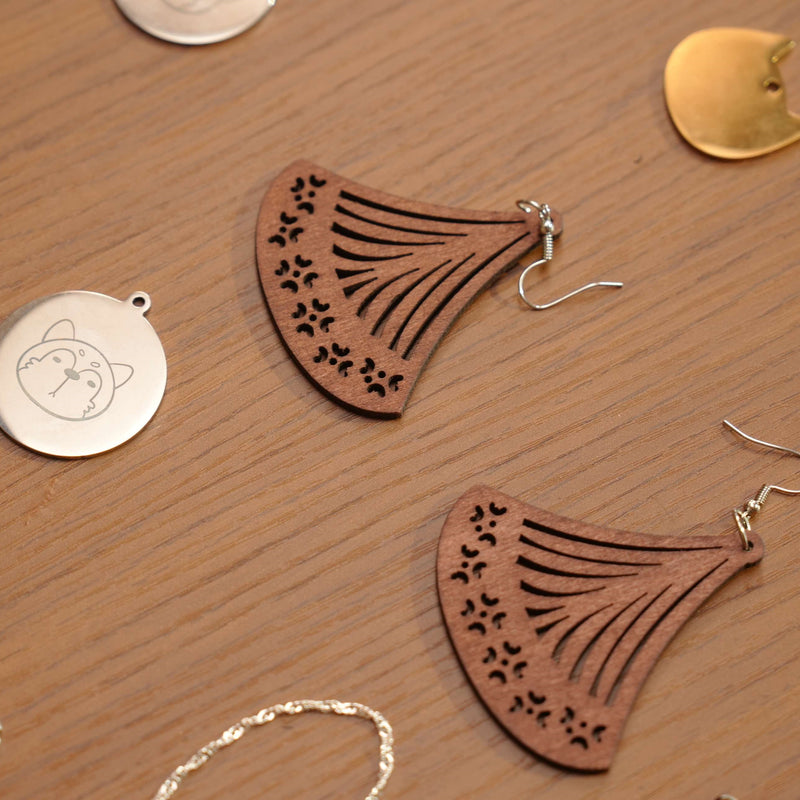 (Pre-Sale)Falcon2 Pro 60W Enclosed Laser Cutter and Engraver